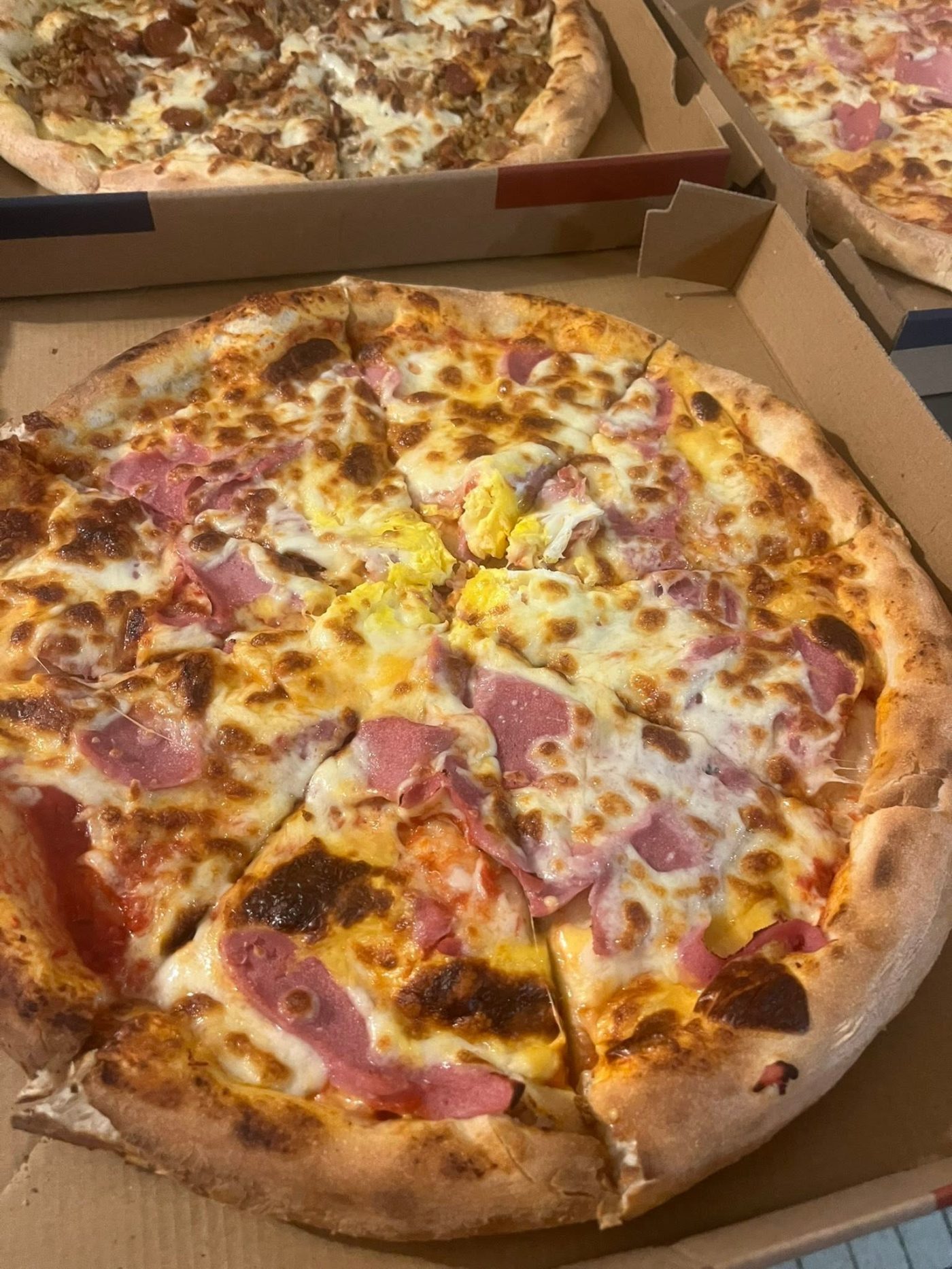 Spécialité de Milano pizza à Coudekerque-Branche — photo 12